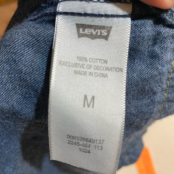 Levi’s Denim Romper Size M (Fits Like sizes 6-8) - Picture 6 of 7